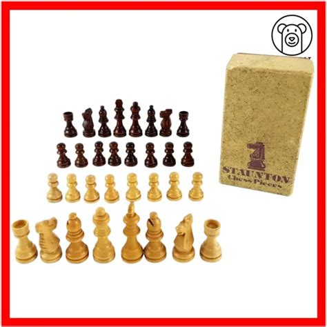 Staunton Chess Set Wooden 32 Chess Piece Petrushkin Games Vintage