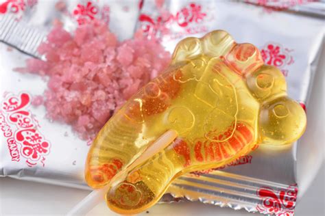 11g Foot Shaped Lollipop With Popping Candy Buy Fruit Pop Lollipop