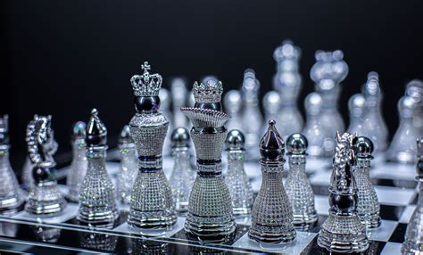 The Perl Royale Worlds Most Expensive Chess Set With Diamonds And