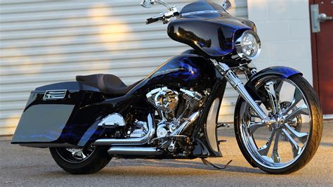 3840x2160 Harley Davidson Street Glide Background Coolwallpapersme