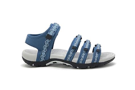7 Best Hiking Sandals For Women — 2019