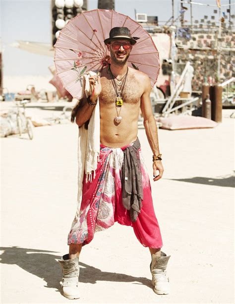 Burning Man Project For Stylecaster Nick Onken Burningman Festival De Moda Hombres