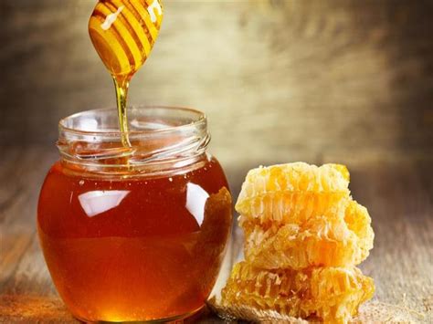 تفسير حلم اكل العسل الابيض