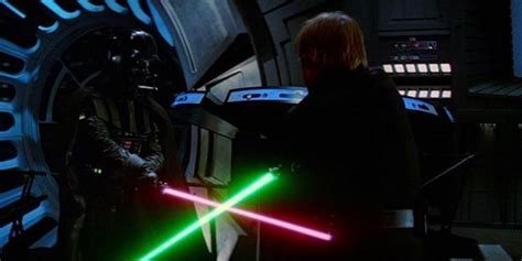 Star Wars Finally Explains Why Luke Made A New Green Lightsaber To