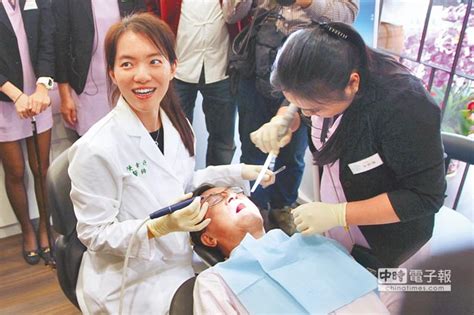 The site owner hides the web page description. 坐牢重拾親情 扁感謝馬英九 - 中時電子報