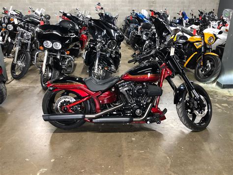 2017 Harley Davidson Cvo Softail Breakout American Motorcycle Trading