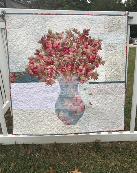 Quilt Patterns Rose Bouquet Quilts Art Quilts Vase Etsy In 2021