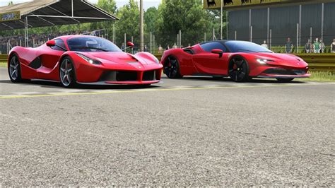 Ferrari Laferrari Vs Ferrari Sf Stradale At Monza Full Course Youtube