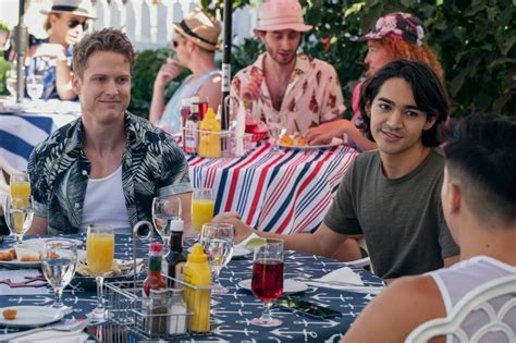 Glamorous Netflix Cast Release Date Trailer Parade