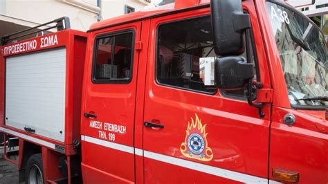 May 27, 2021 · σε εξέλιξη είναι η πυρκαγιά στον οικισμό ρουμουντί στην κερατέα, αλλά σύμφωνα με την πυροσβεστική παρουσιάζει βελτιωμένη εικόνα, δεν έχει αέρα στην περιοχή και δεν απειλούνται σπίτια. Χωρίς τις αισθήσεις του ανασύρθηκε ο οδηγός στην Κερατέα