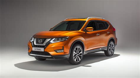 Nissan reveals facelifted X-Trail SUV | Auto Trader UK