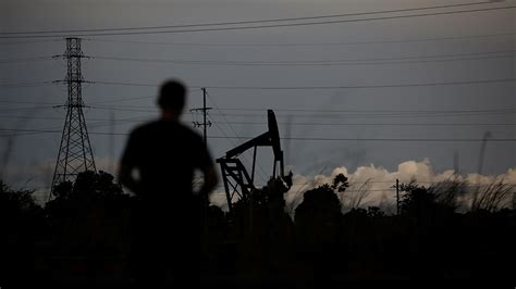 Us Slaps Sanctions On Mexican Entities Over Venezuelan Oil Business And Economy News Al Jazeera