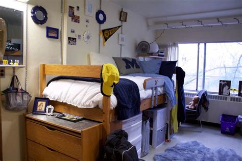 University Of Michigan Dorm Room Dormlayout University Of Michigan