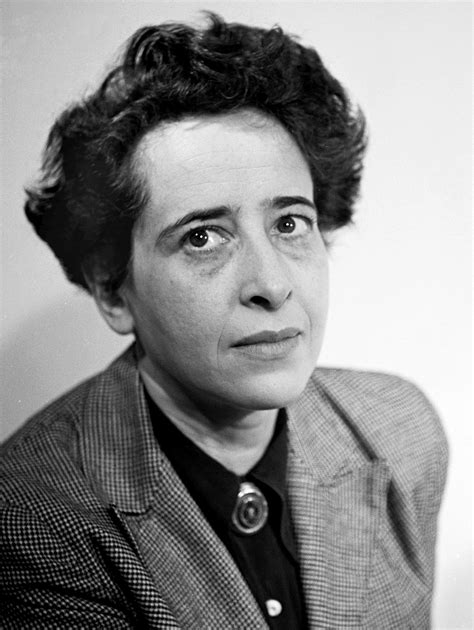 De Acordo Com As Teses De Hannah Arendt