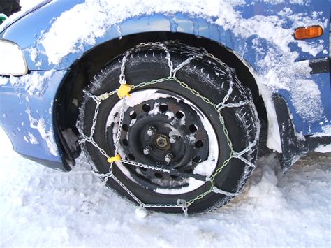 How To Put On And Remove Tire Chains For Snow