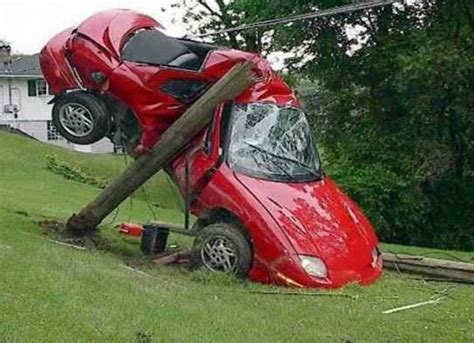 Comment Cette Voiture A Fait O Car Crash Car Accident Bad Drivers