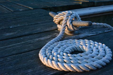Knot Tying Basics Tips From Sea Tow