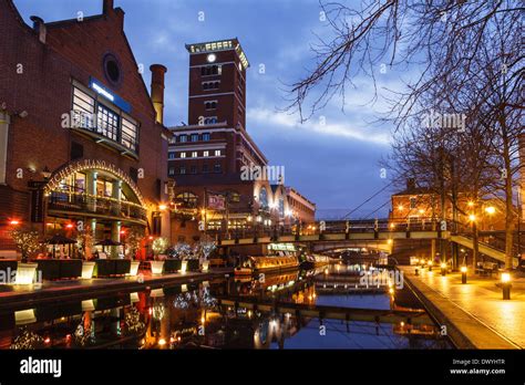 Brindley Place and the Birmingham Canal, Birmingham Stock Photo - Alamy