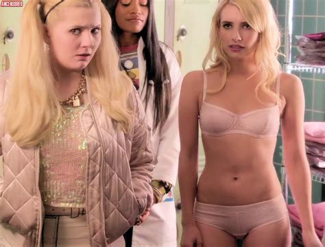 Naked Emma Roberts In Scream Queens