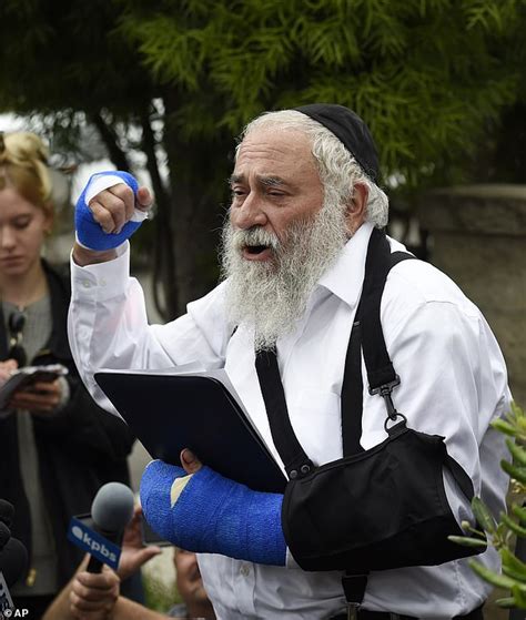 Trump Praises Great Guy Rabbi Who Lost A Finger In California