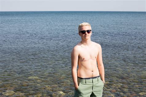 First Time Shirtless At The Beach R Ftm
