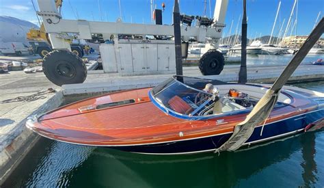 Yacht Riva Aquariva Sold