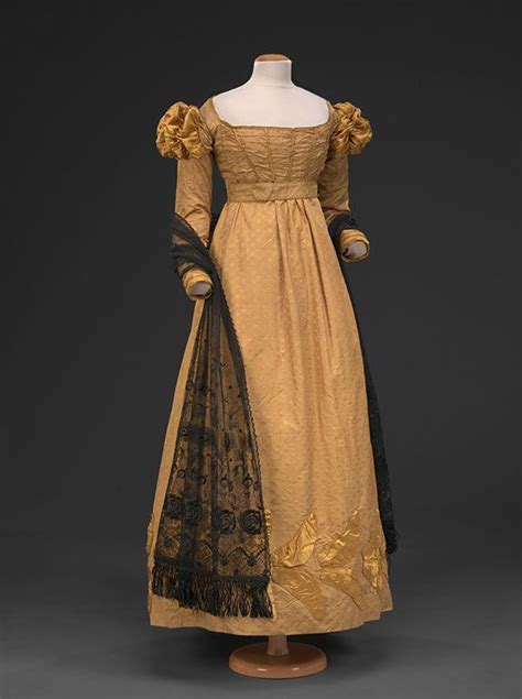 Dress Ca 1818 22 From The Dar Museum 1800s Fashion 19th Century