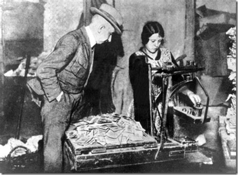 Außerdem gilt deutschland als das land mit der größten brotvielfalt auf der welt. When the Dollar Dies