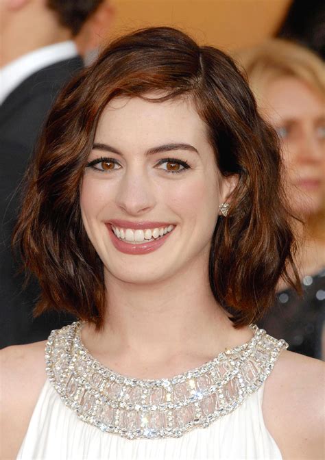 ️anne Hathaway Hairstyles Free Download