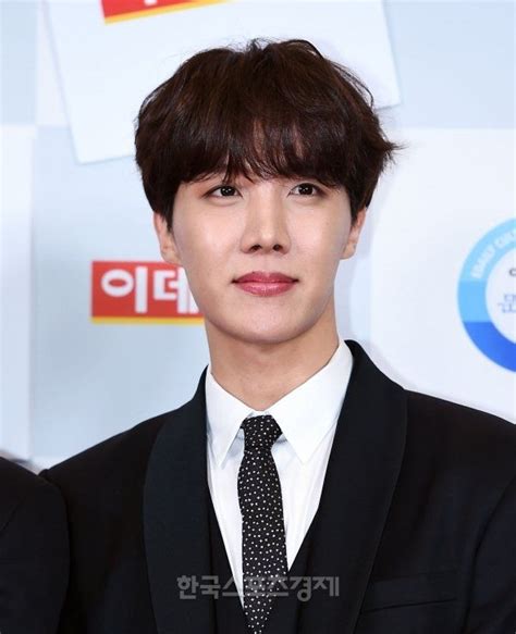 190226 The 6th Edaily Culture Awards Bts Jhope Jhope Jung Hoseok