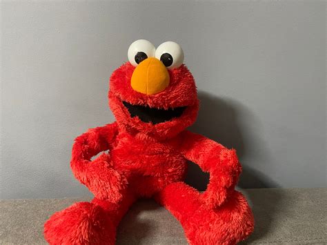 Sesame Street Big Hugs Elmo Plush Toy Talking Hug Doll Plush Etsy Canada