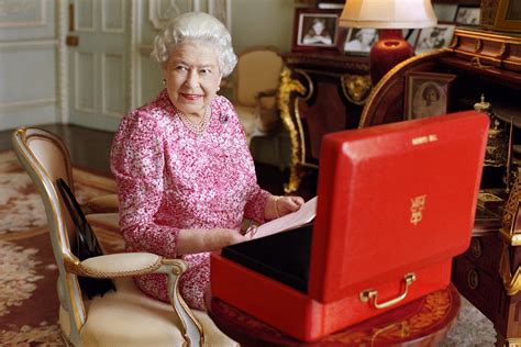 The Queens Red Boxes Queen Elizabeth Iis Royal Job Description And