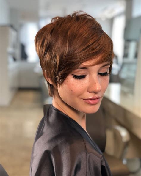 These great short layered bob with bangs images here will guide for a new appereance an attractive way to having short hair, blonde short bob with long side bangs, this hairstyle will add a mysterious manner to you. 10 Terrific Short Haircuts with Bangs, Female Short Hair ...