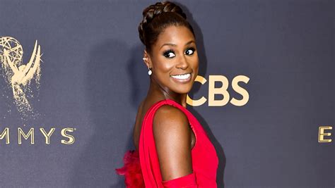 Issa Rae 2017 Emmys Makeup Hollywood Reporter