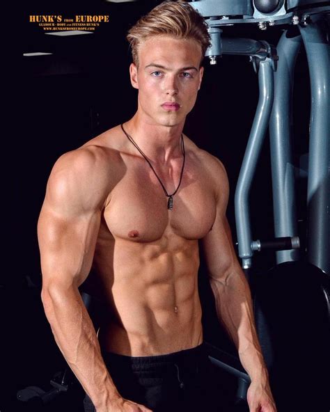 Pin On Model Hagen Richter