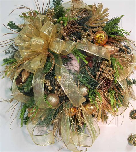 Xl Traditional Christmas Door Wreath Outdoor Holiday Wreath