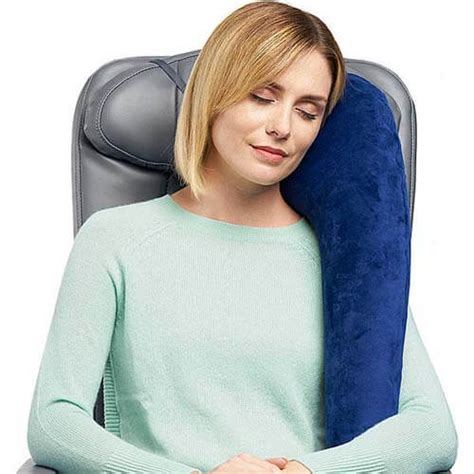 Top 5 Best Travel Pillows For Long Haul Flights In 2020