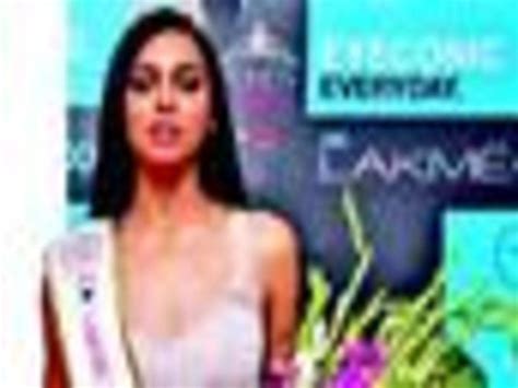 Lakme Look For The Pond S Femina Miss India Delhi Finalists Decoded