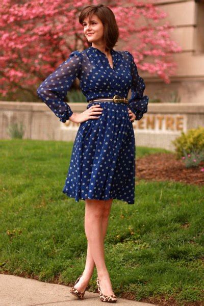 How To Style Blue Polka Dot Dress Best 13 Vintage Outfit Ideas For