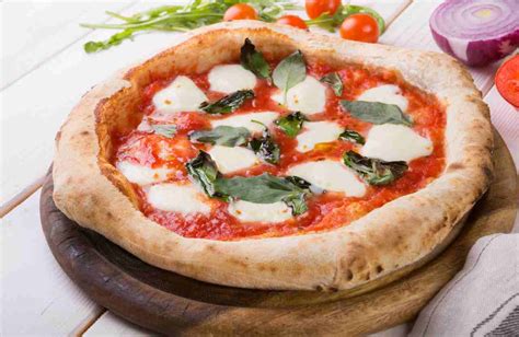 Pizza Napoletana La Ricetta Originale Con Il Lievito Madre