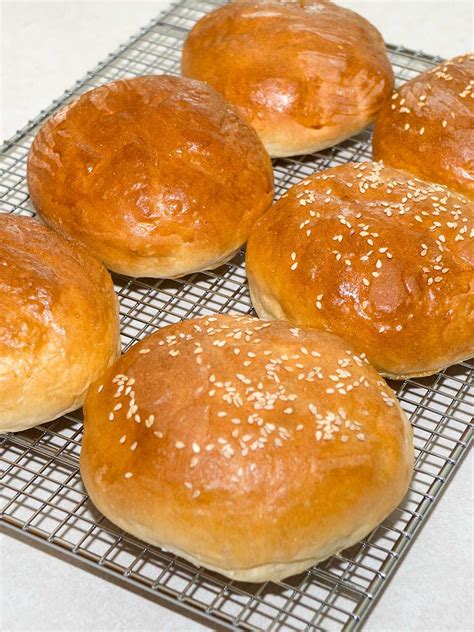 Look No Further For The Ultimate Hamburger Bun These Homemade