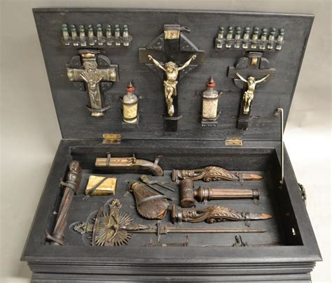 6 Reasons Why You Shouldnt Buy An ‘antique Vampire Killing Kit Vamped