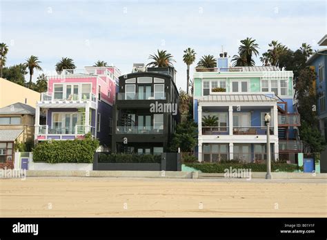 Beach Houses Along The Sea Front Santa Monica Los Angeles California