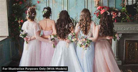 Bruden lader brudepigerne vælge kjoler og opdager bedste vens plan om