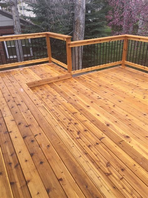 Cedar Decking Are Easy To Use And Manage House Design