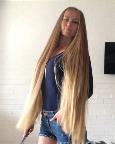 Video Blonde Beauty With Long Healthy Hair Realrapunzels Blonde