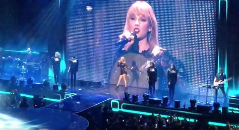 Taylor Swift Makes For A Super Saturday Night In Houston At Super Bowl