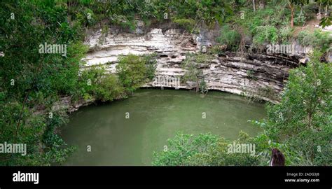 Cenote Sagrado Chichen Itza Mexico Cenote Sagrado The Well Of
