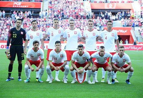 Holandia to państwo znajdujące się w zachodniej części europy nad morzem północnym. Polska Holandia WYNIK meczu Ligi Narodów w Amsterdamie ...