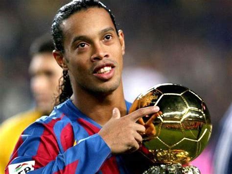 Ronaldinho Une Légende Vivante Du Football